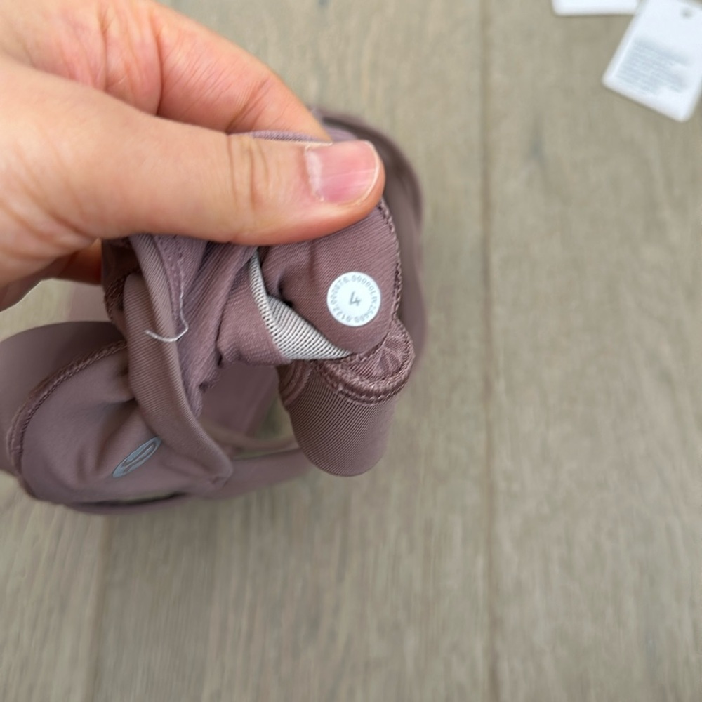 lululemon athletica Energy Bra in dusty rose - Picture 7 of 15